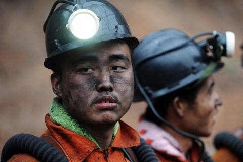 Kinë, humbasin jetën 28 minatorë