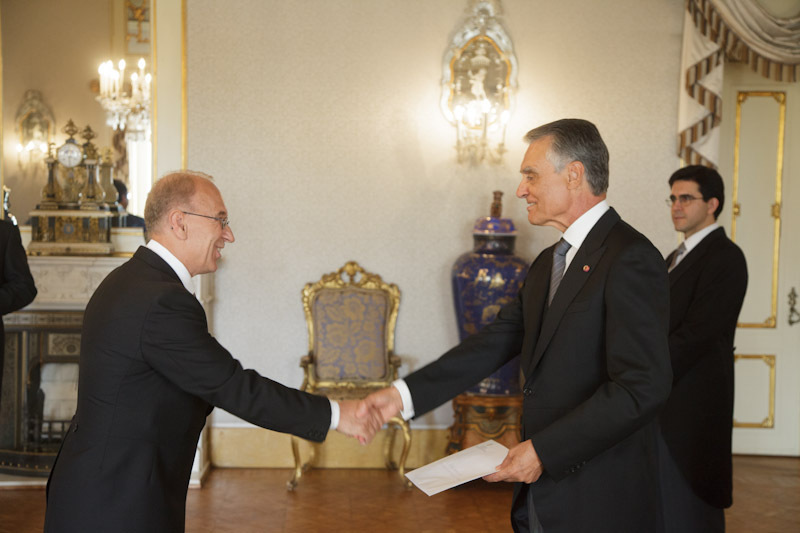Muhamedin Kullashi, Ambasador jo-rezident në Portugali