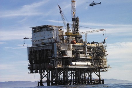 Kërkimet për naftë, më shumë burime në det se sa në tokë