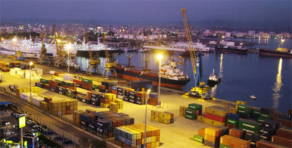 Shtohen tarifat për vetura e udhëtarë në Portin e Durrësit