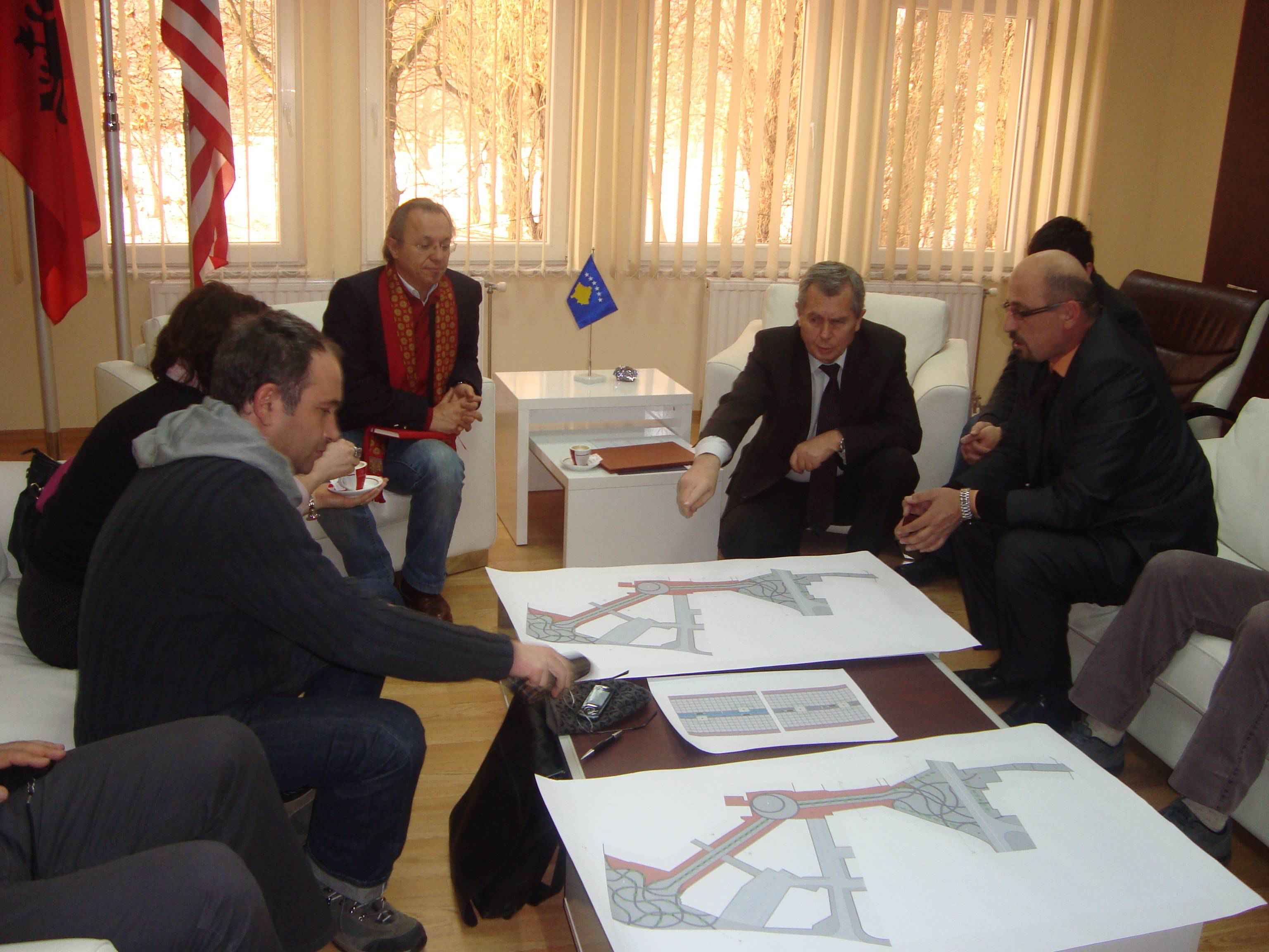 Prezantohet projekti për shetitoren e qytetit të Mitrovicës