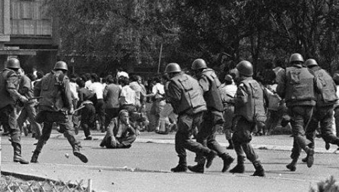  Me demonstratat e ’81-shit nisi shthurja e Jugosllavisë