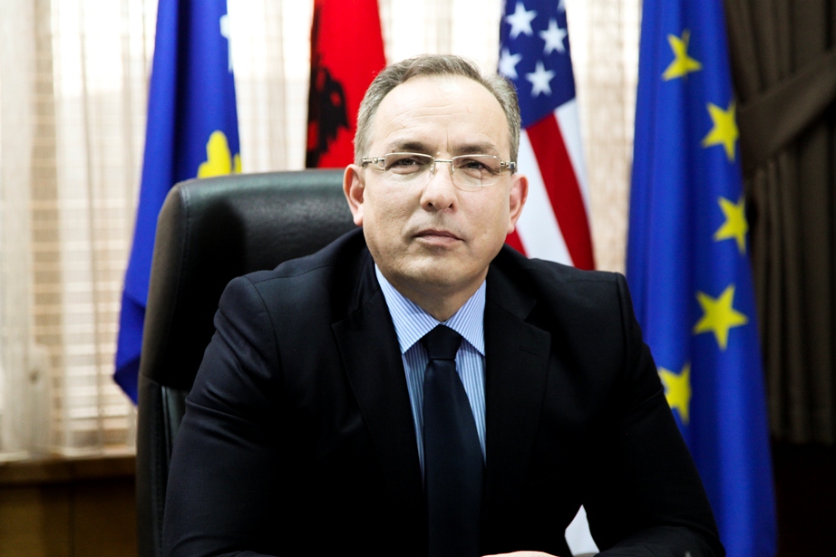 Ministri Buja për vizitë zytare në Itali dhe Turqi