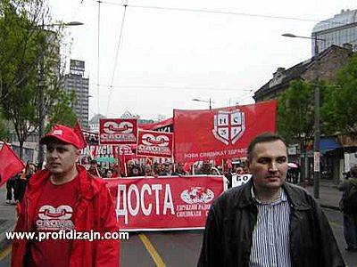 Serbi, protesta në mbështetje të Mlladiç