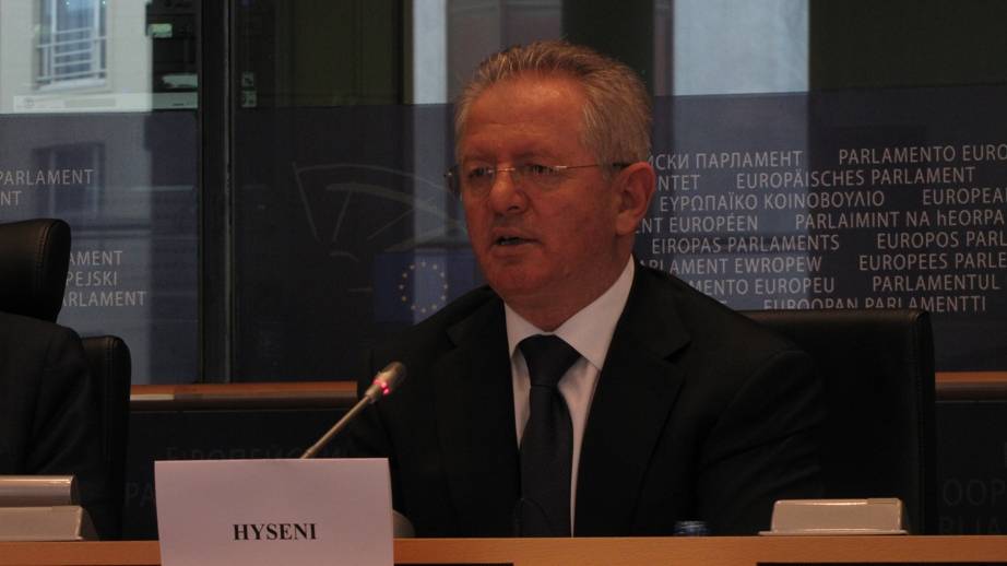 Ministri Hyseni flet pёrpara Parlamentit Evropian  