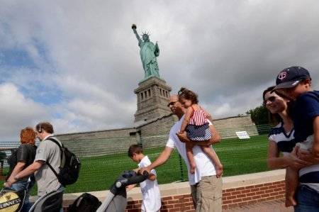 Rihapet për vizitorë Statuja e Lirisë