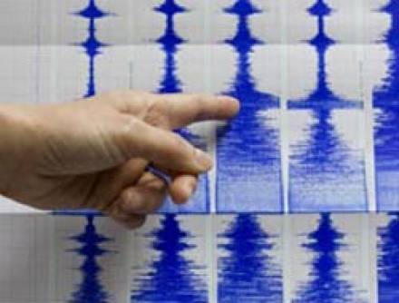 Tërmeti i shkallës 7,1 ballë trondit Kilin