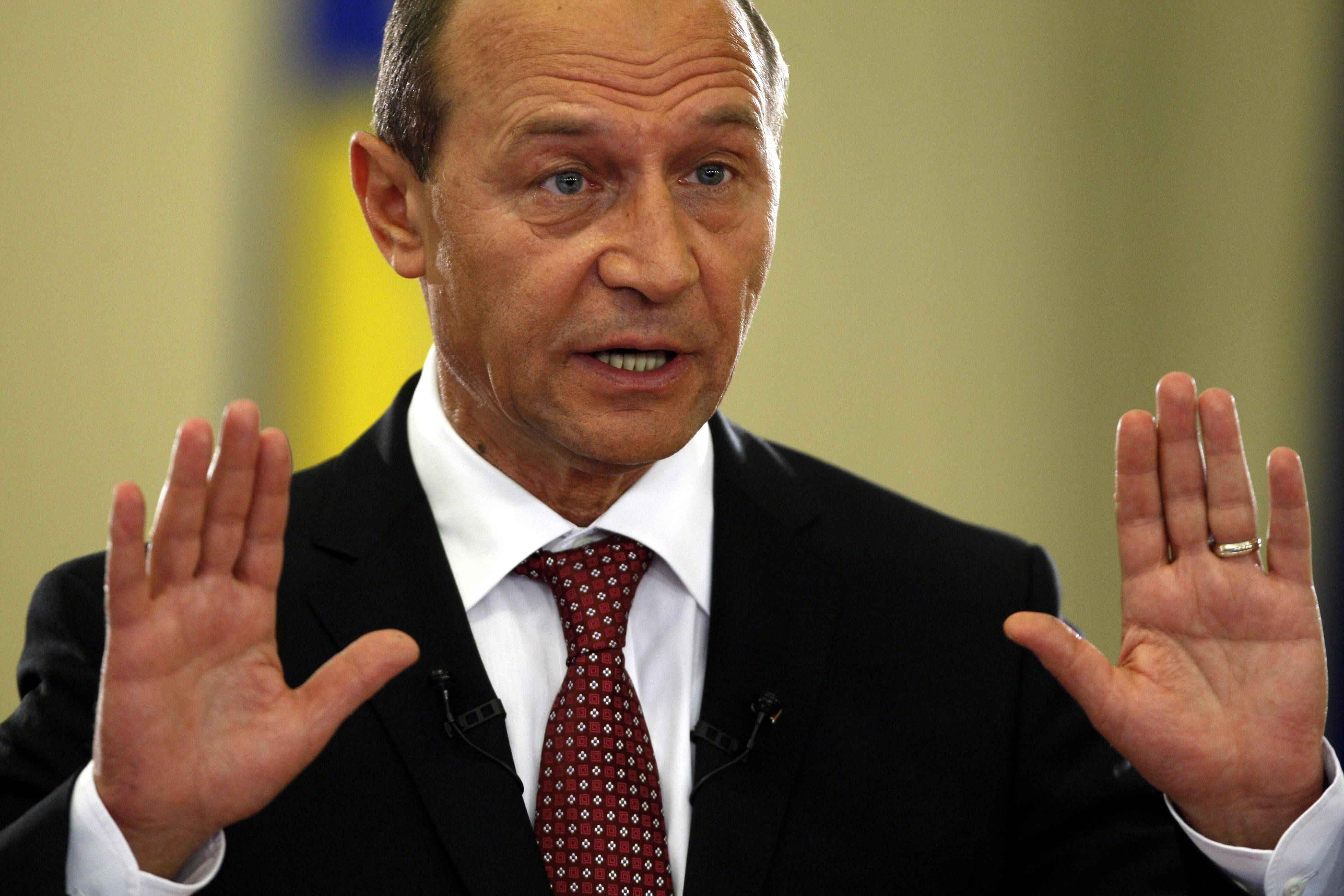 Basescu: Liderët e Eurozonës po dëmtojnë vendet evropiane