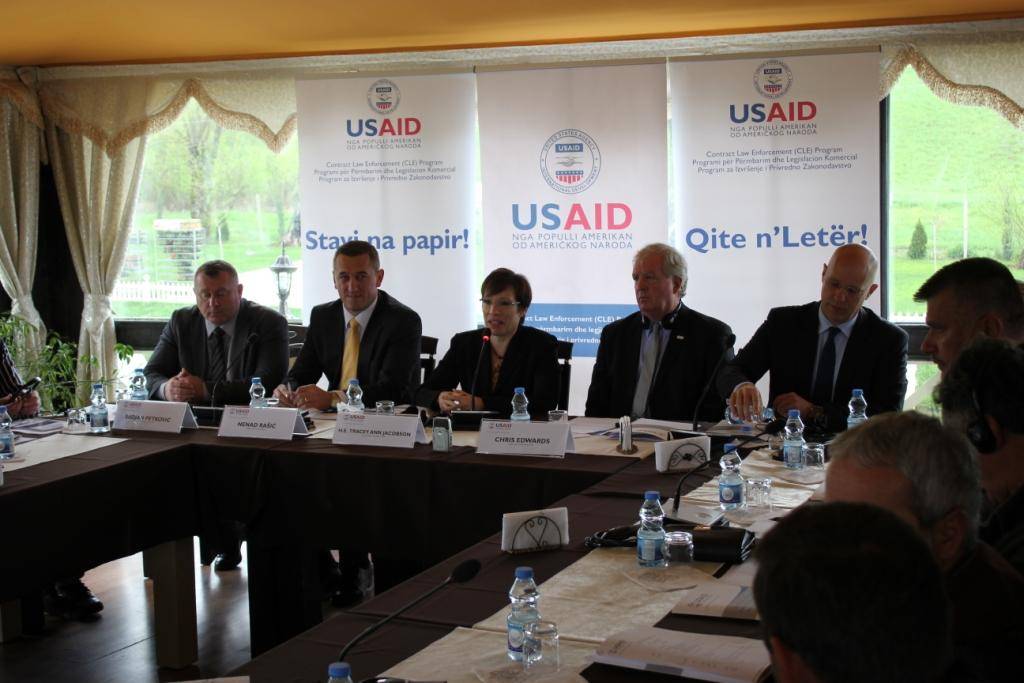 USAID-i i është zotuar rritjes ekonomike për të gjithë qytetarët  