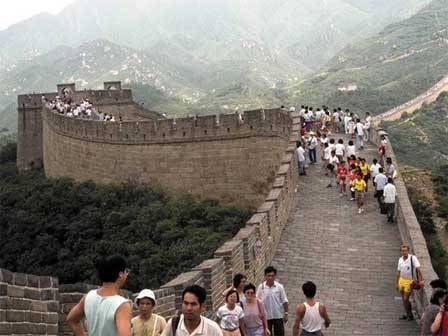 Kina fokusohet tek turizmi