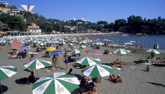 Plazhet e Ulqinit radhiten në listën botërore të plazheve të pastra 