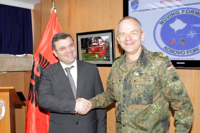 Imami: Shqipëria do të përkrah KFOR-in në çdo aspekt