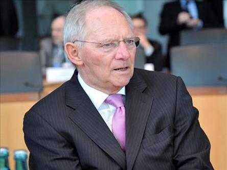 Schäuble paralajmëron para rrezikut të një krize bankare