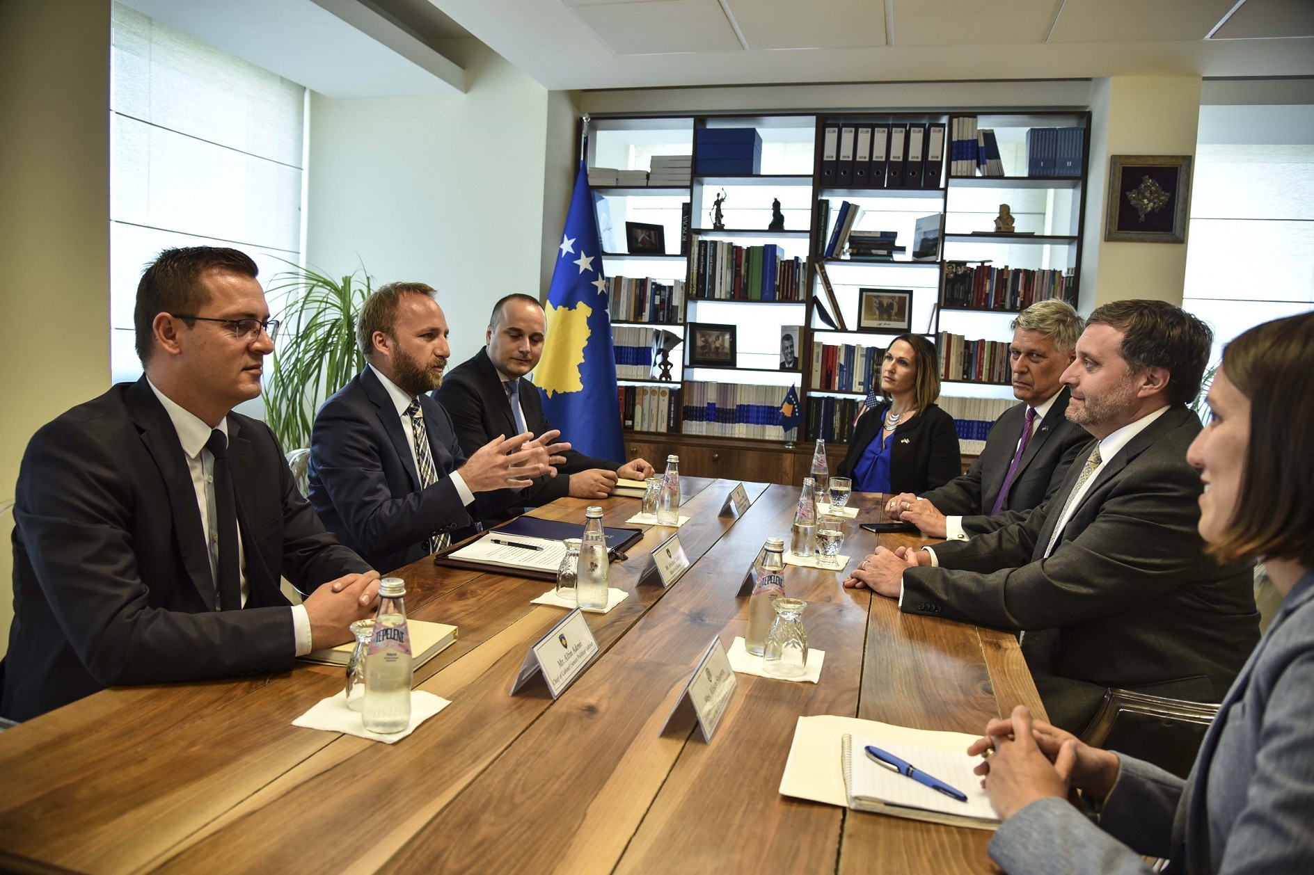 Nënshkruhet protokolli për Marrëveshjen e Ekstradimit mes Kosovës dhe SHBA-së
