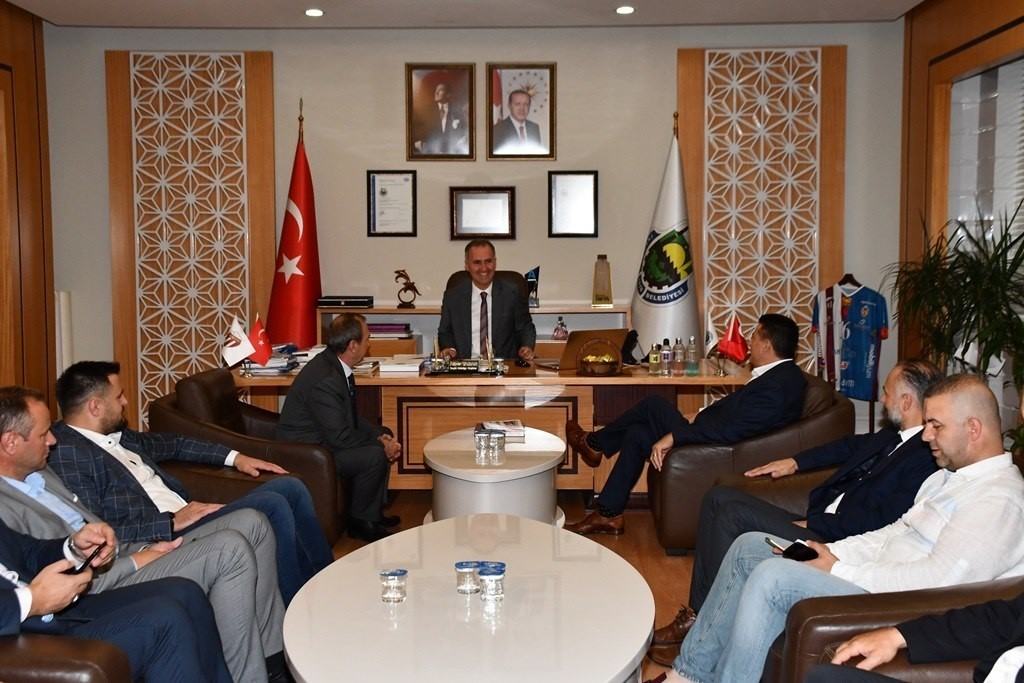 Një delegacion i Komunës së Mitrovicës po qëndron për vizitë zyrtare në Turqi
