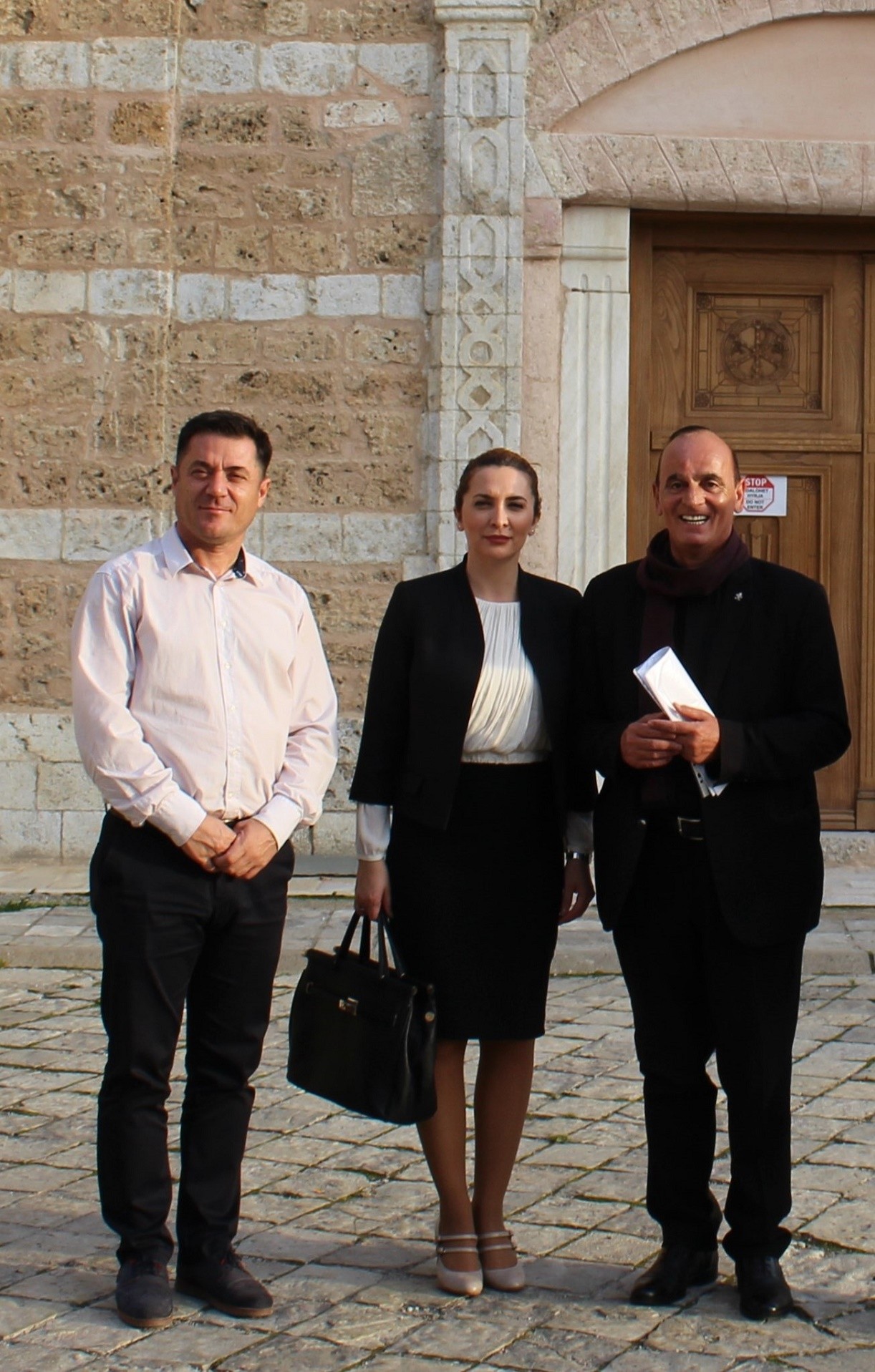 Ministrja Reshitaj zotohet për mbrojtjen e Qendrës Historike të Prizrenit
