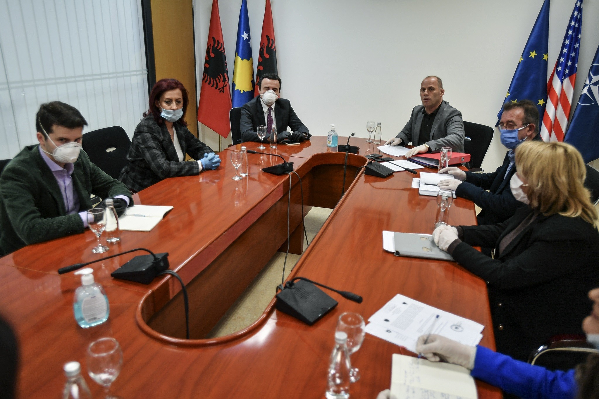 Kryeministri në detyrë Kurti vizitoi sot Komunat e Drenasit dhe Skënderajt