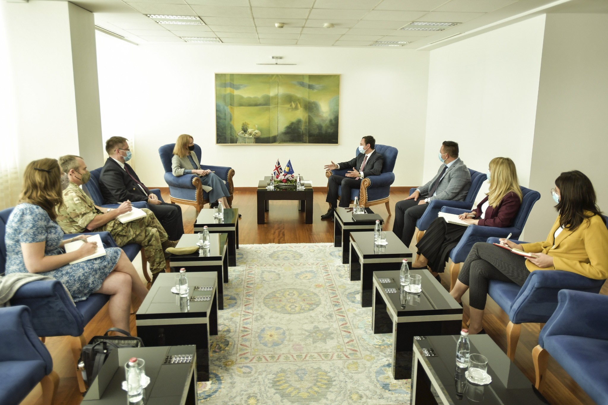 Ministrja Graham përsëriti përkrahjen në planin afatgjatë për Kosovën  