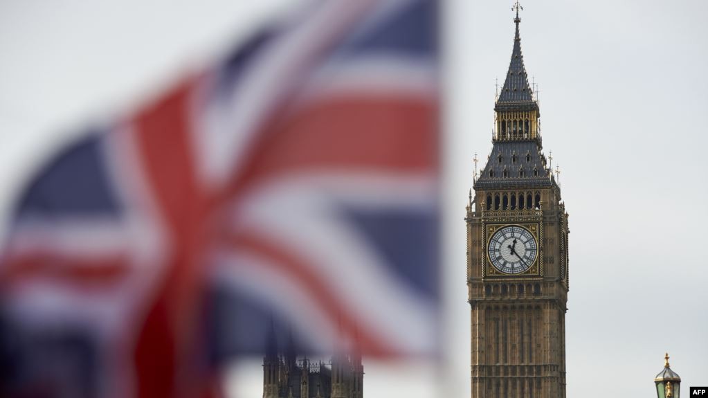 Ambasada britanike bën thirrje për bashkëpunim e jo manovrime politike