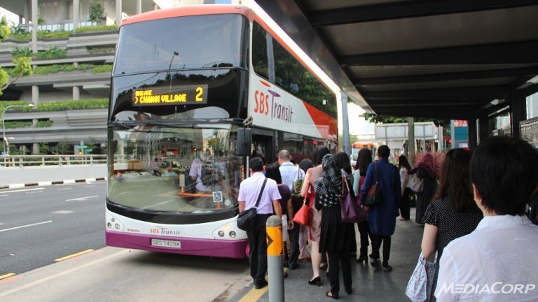 Singapori planifikon të nxjerrë në rrugë autobusët pa shoferë në vitin 2022 