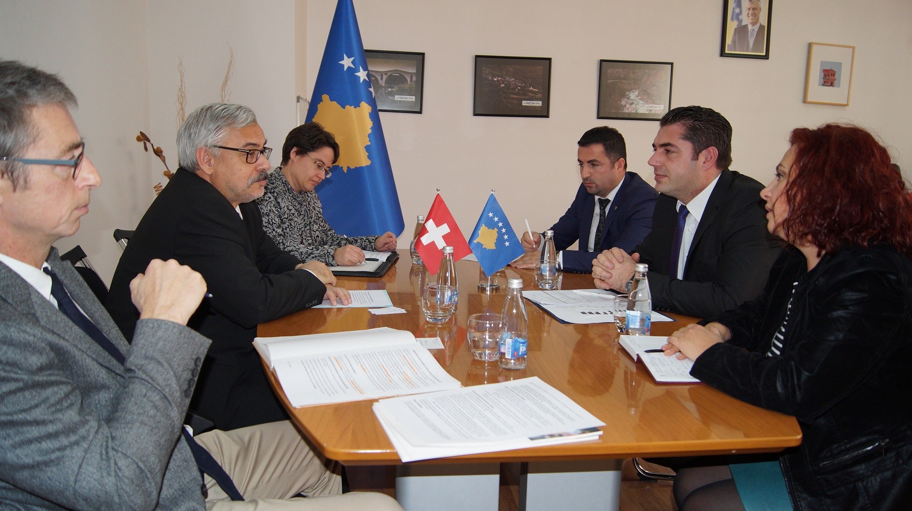Lebet i ofroi mbështetje ministrit Hasani në fushën e bashkëpunimit ekonomik