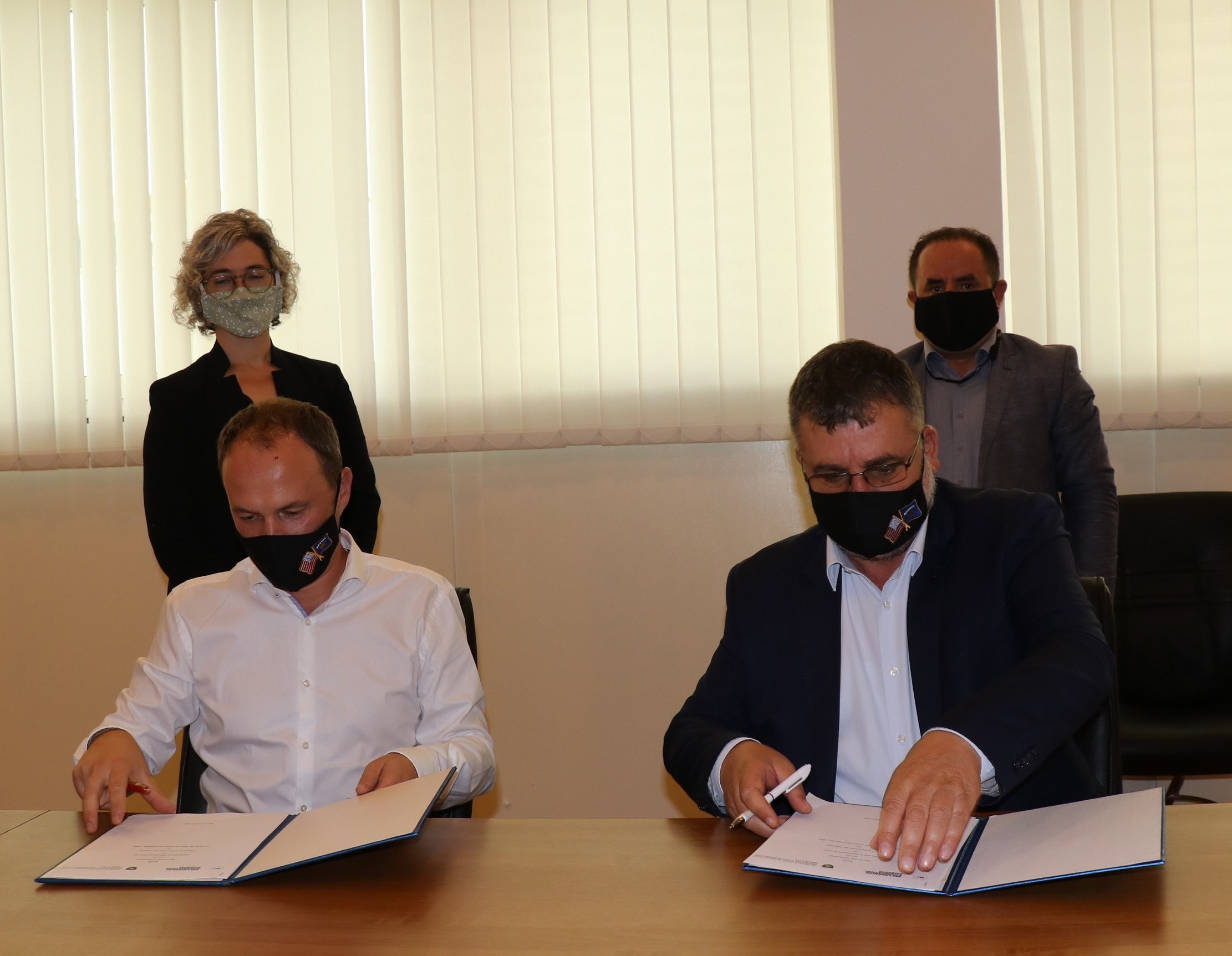 MEA nënshkruan marrëveshje me FMK-në për kualitet të ajrit
