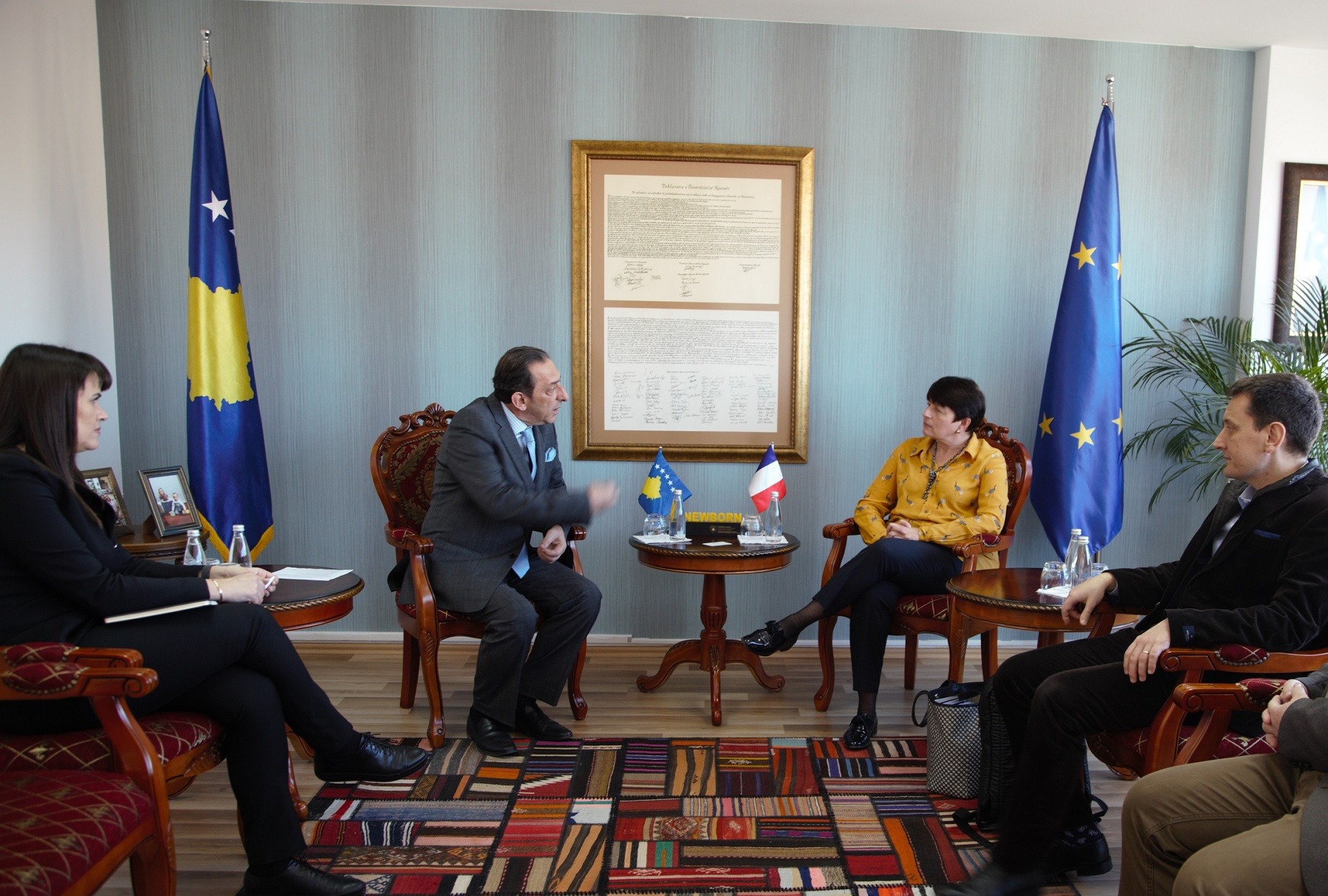 Ministri Reka kërkoi përkrahjen e Francës për liberalizimin e vizave 
