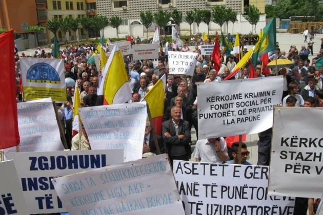 Kosova shënon 1 majin me protesta të punëtorëve