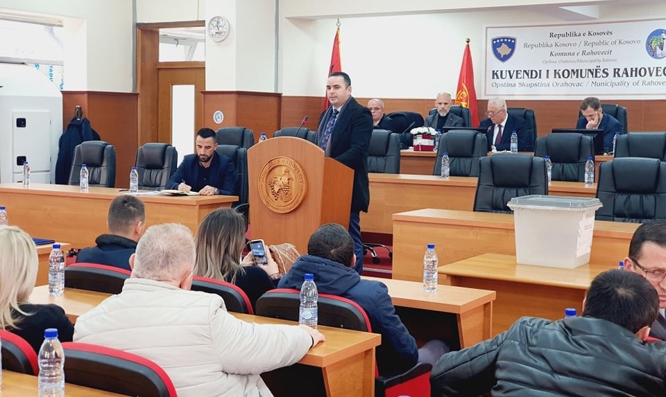 Defrim Kafexhiu, zgjedhet kryesues i Kuvendit Komunal të Rahovecit