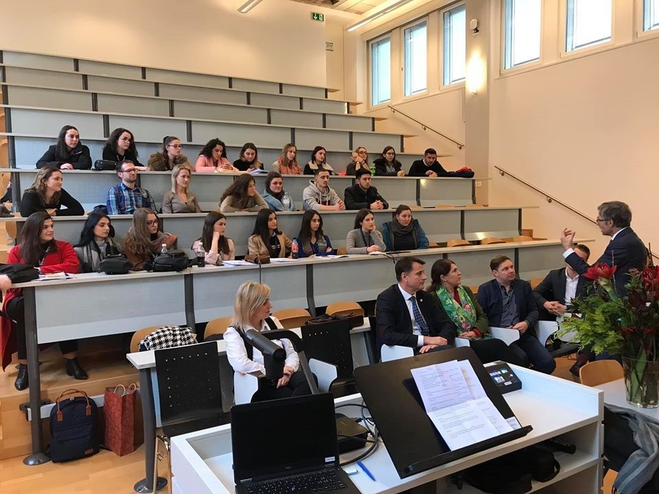 Delegacioni i UKZ-së përmbyll vizitën studimore në Universitetin ZUG të Zvicrës