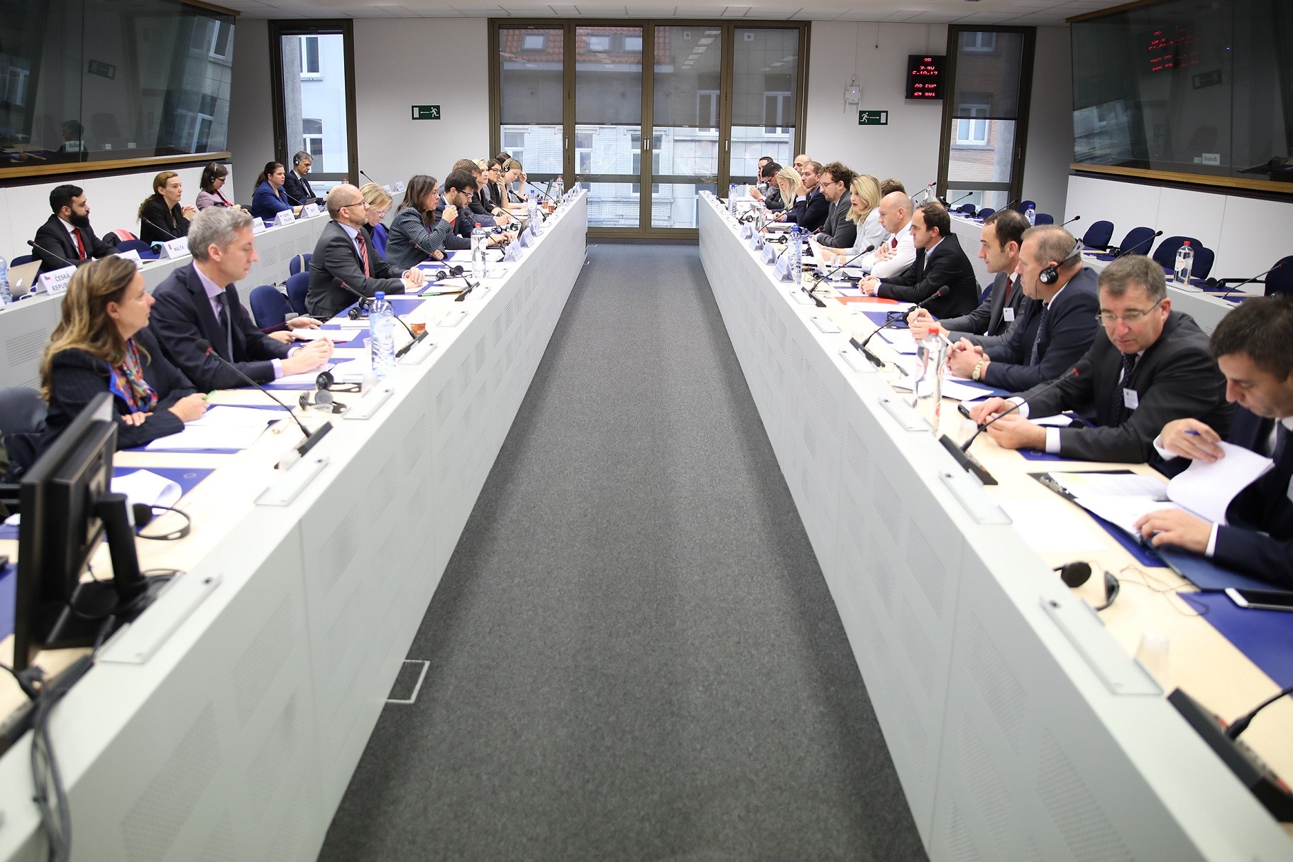 Ministrja Hoxha hap mbledhjen e Komitetit të Stabilizim Asocimit në Bruksel