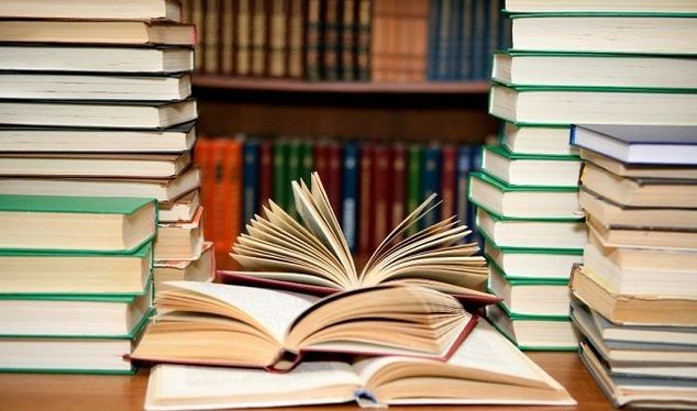Shënohet Dita e Librit të Ndaluar me moton “Librat digjen, por idetë jo”  