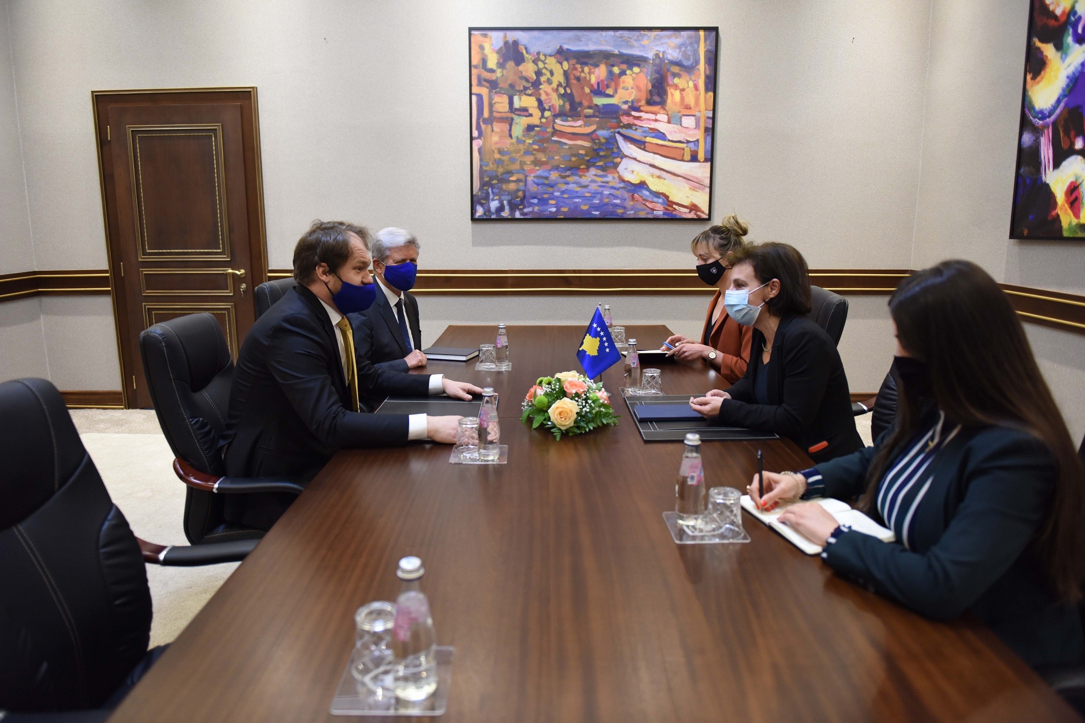 Ministrja Gërvalla priti në takim shefin e Zyrës Ndërlidhëse të Sllovakisë