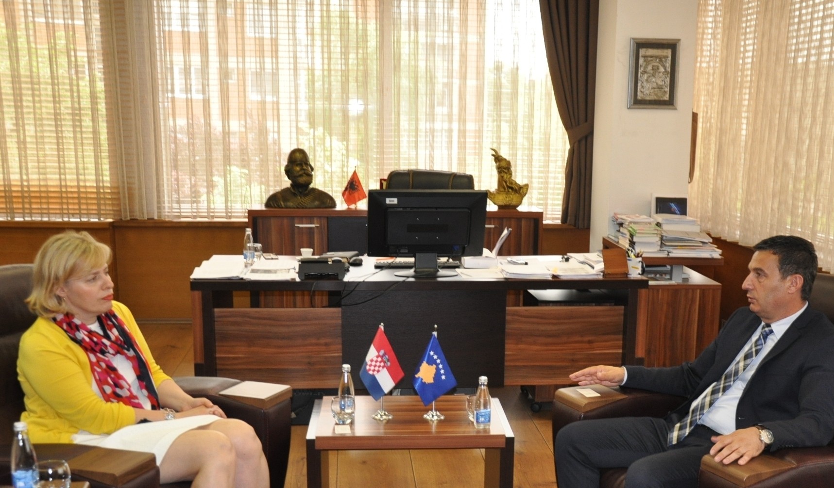 Ministri Bytyqi priti ambasadoren e Kroacisë në Kosovë 