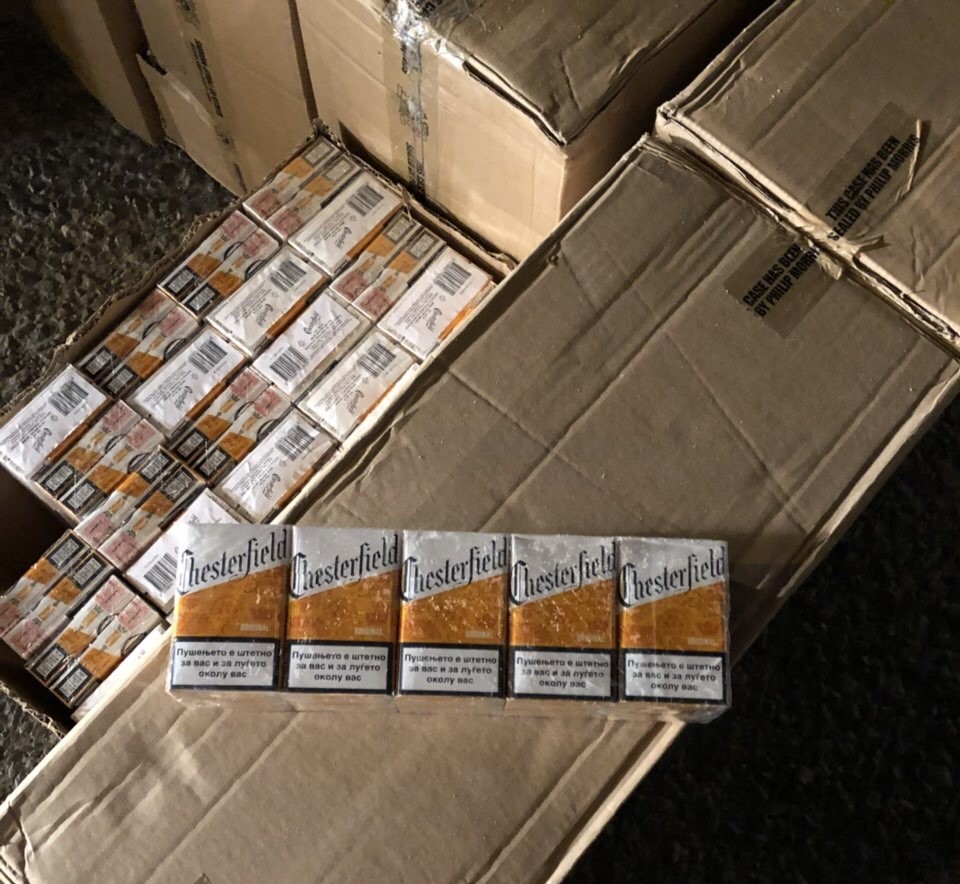 Dogana kap sasi të konsiderueshme të duhanit kontrabandë