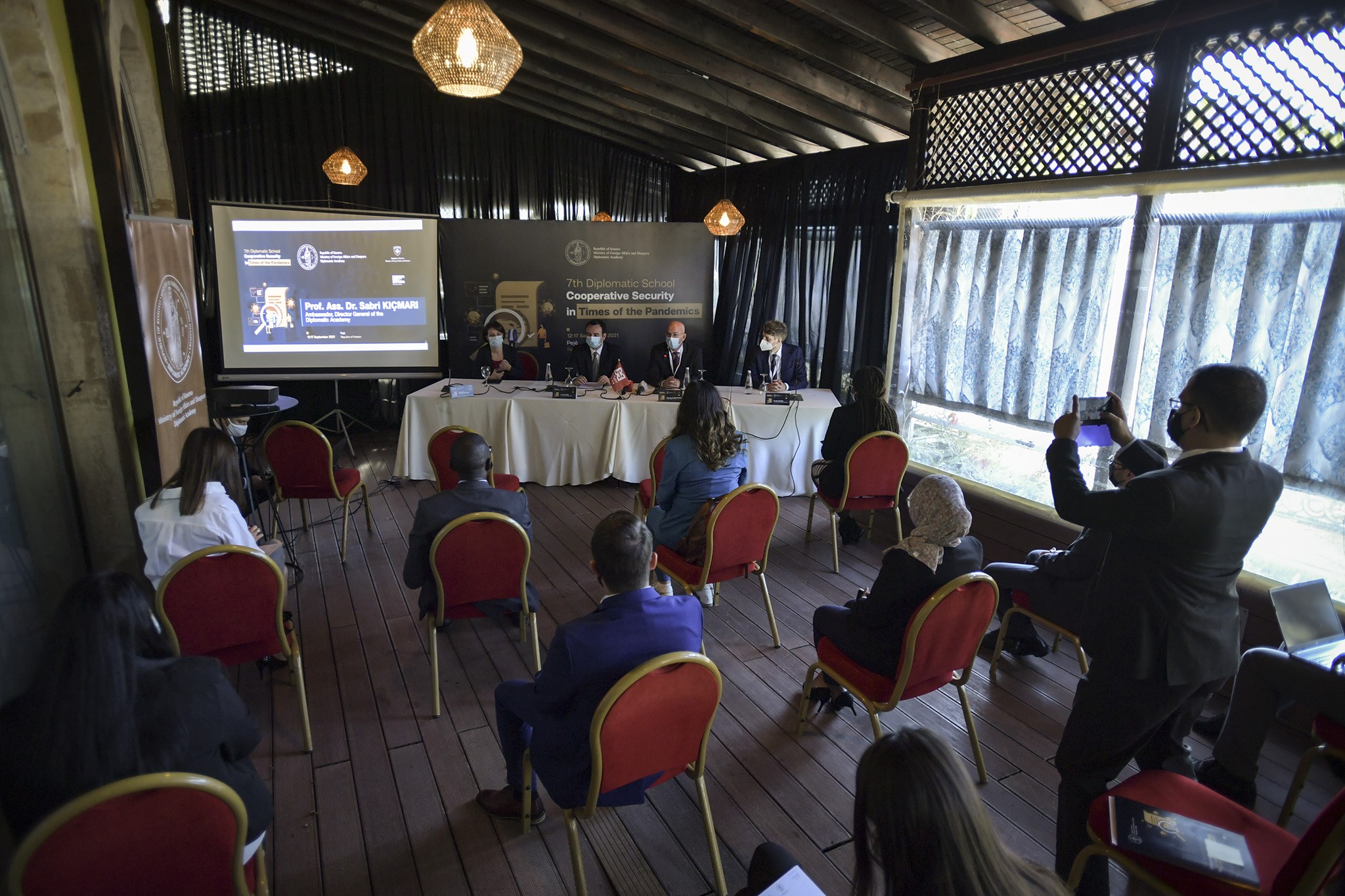 Kosova synon mundësit e bashkëpunimit ekonomik me investitorë të huaj