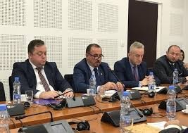 Ministri Mustafa raporton para Komisionit për Integrime Evropiane 