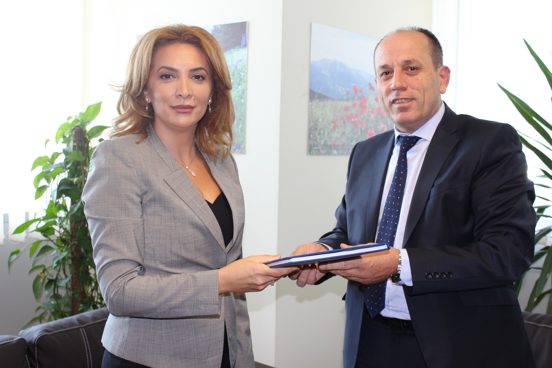 Albena Reshitaj merr detyren e ministresë së Mjedisit dhe Planifikimit Hapësinor 