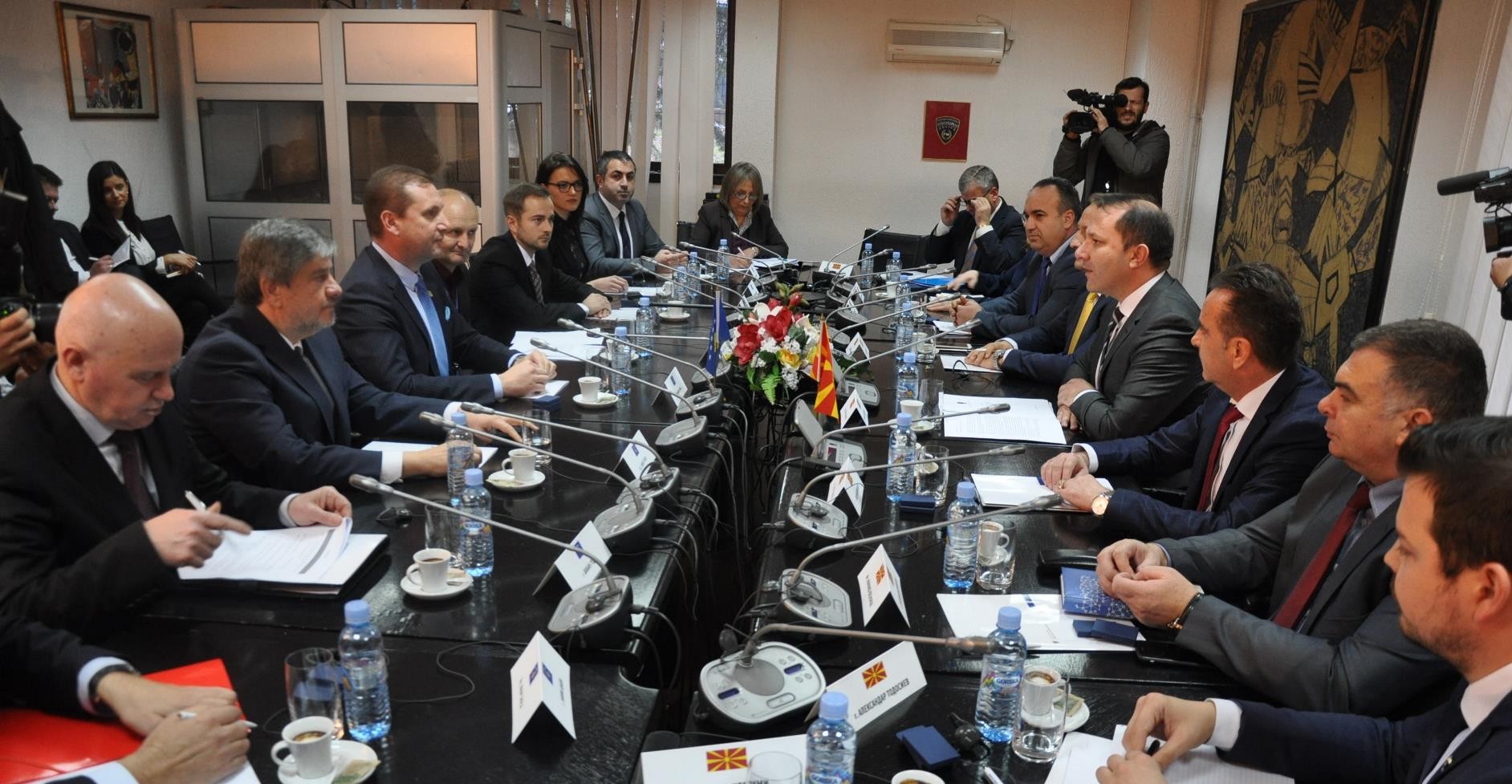 Kosova dhe Maqedonia nënshkruajn marrëveshje bashkëpunimi