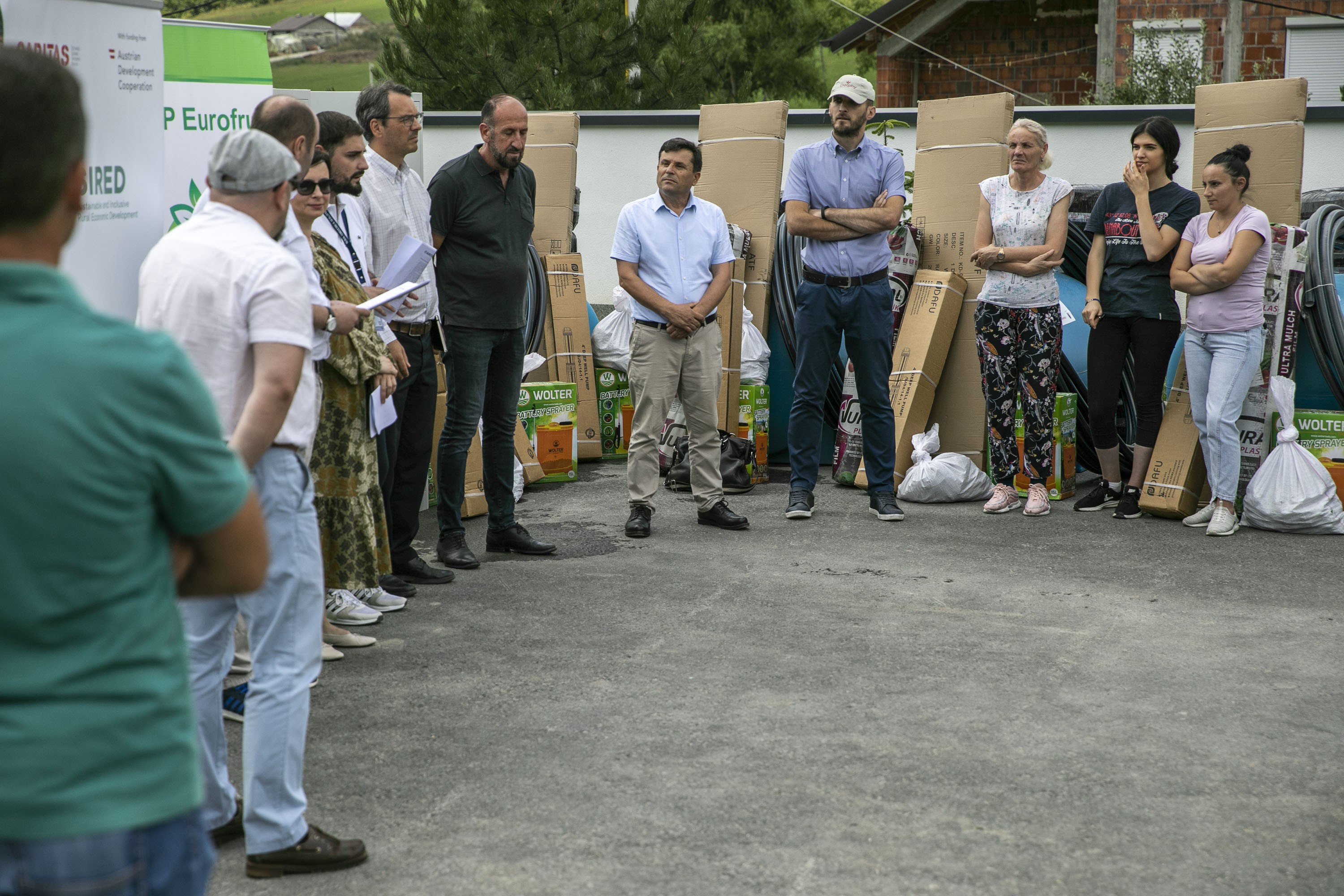 Shpërndahen pakot për mbështetje bujqësore për fermerët në regjionin e Prishtinës