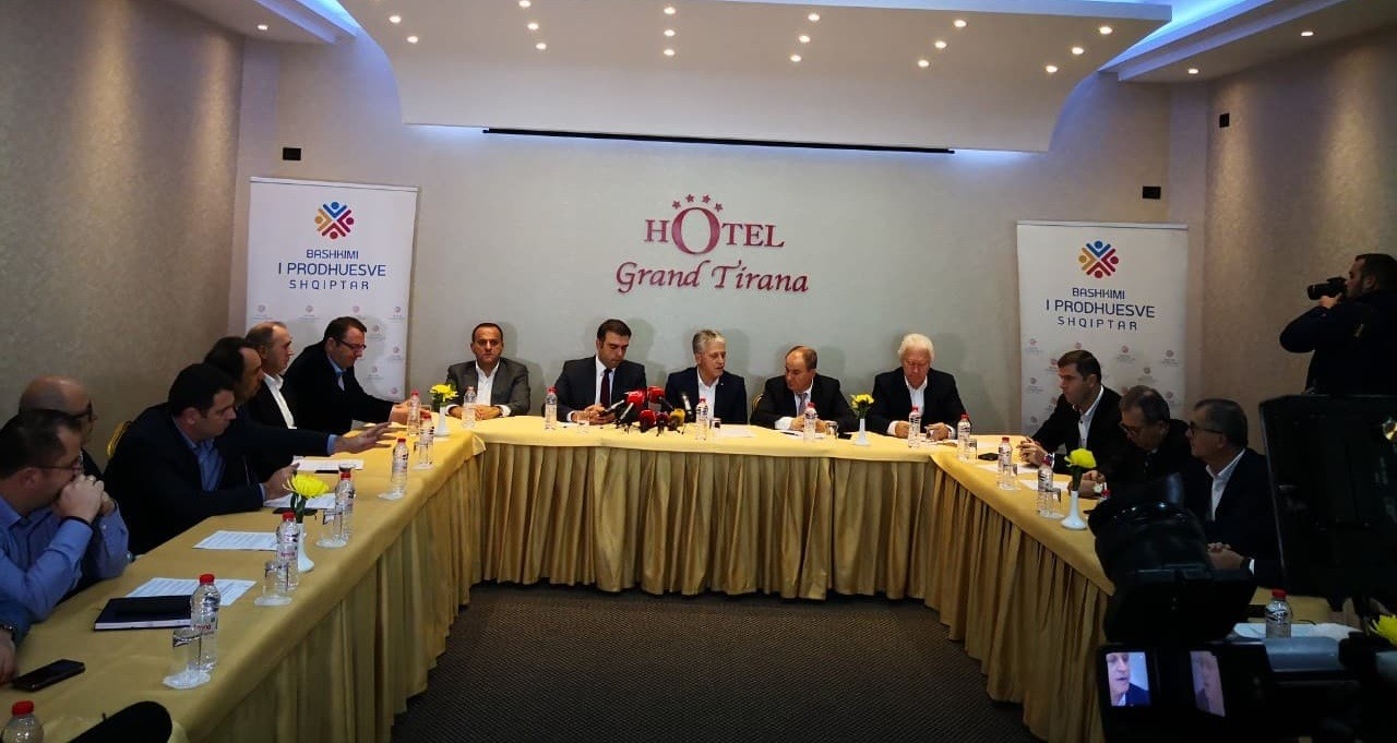 Klubi i Prodhuesve kërkon unifikim të tregut kombëtar shqiptarë