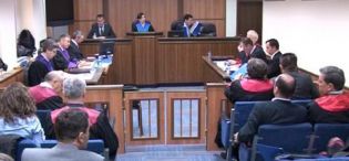 Mbrojtja dhe prokuroria përplasen në gjyqin ndaj Limajt