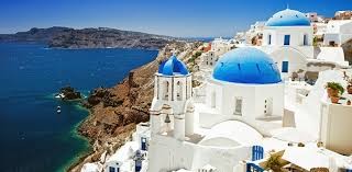 Greqia përfiton të ardhura prej 2 miliardë euro nga turizmi në qershor
