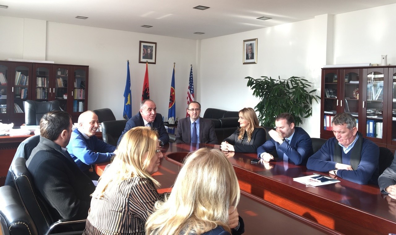 Grupi Parlamentar i LDK-së viziton Komunën e Istogut