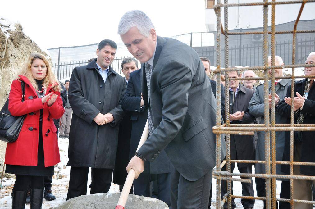 Skënderaj, vihet gurëthemeli i objektit të QKRC dhe QRA