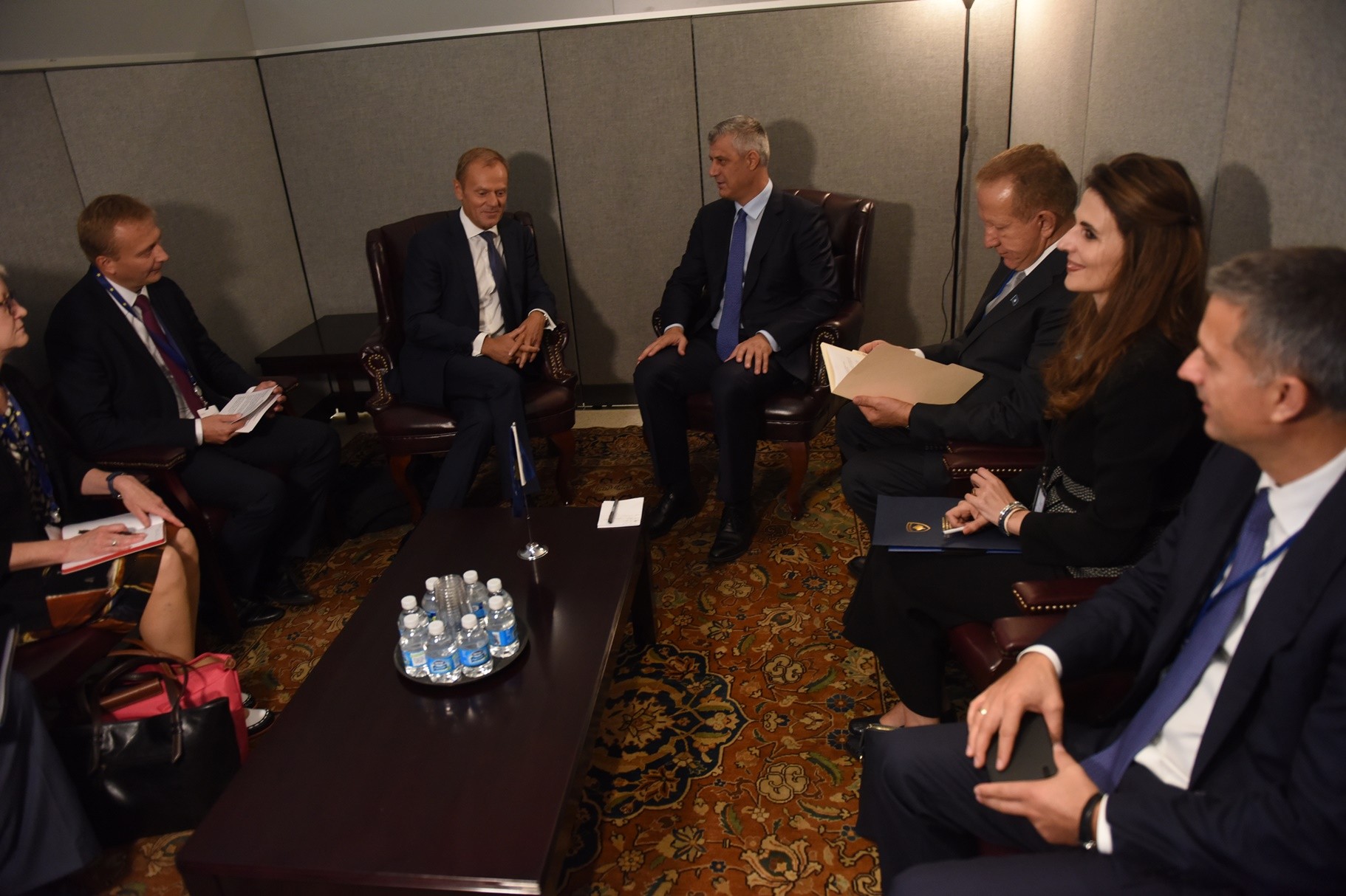 Presidenti Thaçi takoi Presidentin e Këshillit Evropian, Donald Tusk