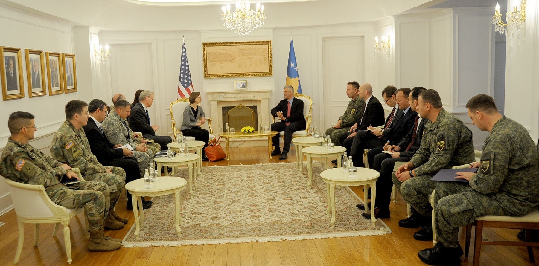 Cooper rikonfirmon përkrahjen e SHBA-ve për Kosovën 