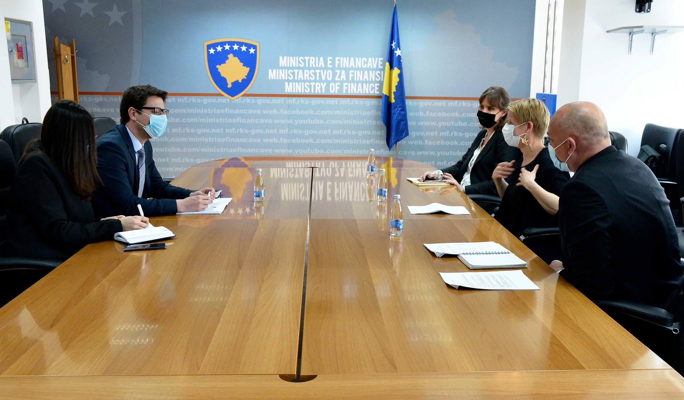 Murati dhe Suokko biseduan për zgjerimin e financimit për zhvillimin e Kosovës