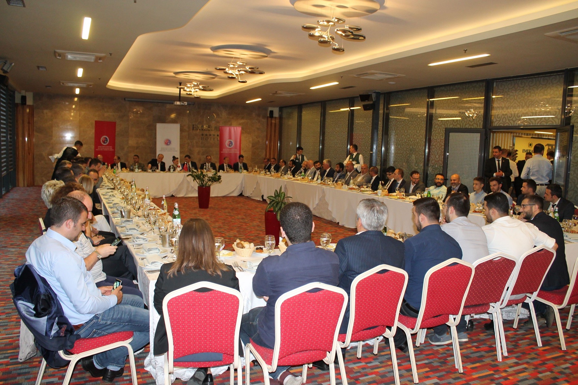 Turqia synon të jet e para në marrëdhëniet ekonomike me Kosovën