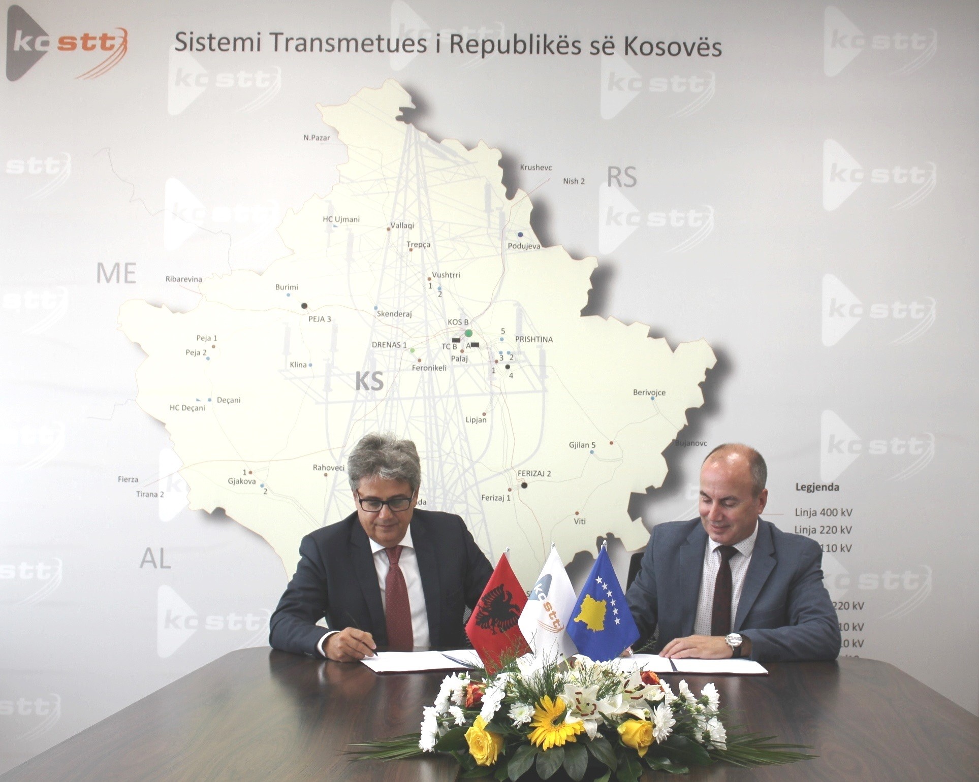 KOSTT nënshkruan kontratë me Korporatën Elektroenergjetike Shqiptare 